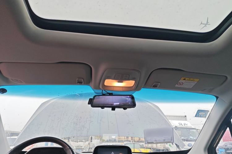 Used Chevrolet Orlando 2019 Redline 530T Automatic Enjoyment Version (5+2 Seating) China VI Headliner