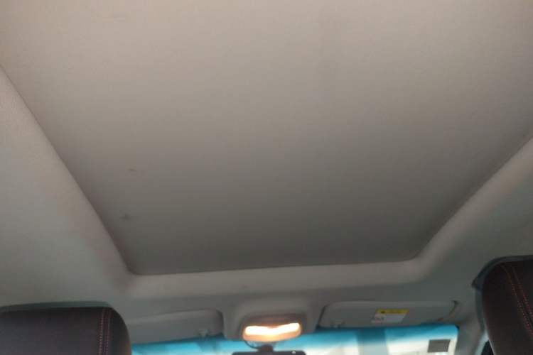 Used Chevrolet Orlando 2019 Redline 530T Automatic Enjoyment Version (5+2 Seating) China VI Headliner