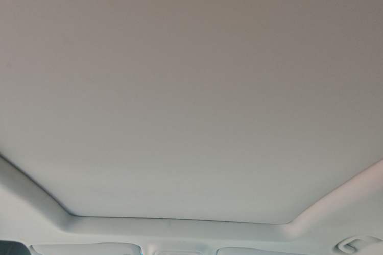 Used Chevrolet Orlando 2019 Redline 530T Automatic Enjoyment Version (5+2 Seating) China VI Headliner