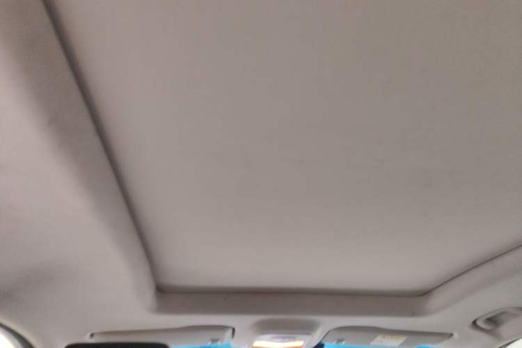 Used Chevrolet Orlando 2019 Redline 530T Automatic Enjoyment Version (5+2 Seating) China VI Headliner