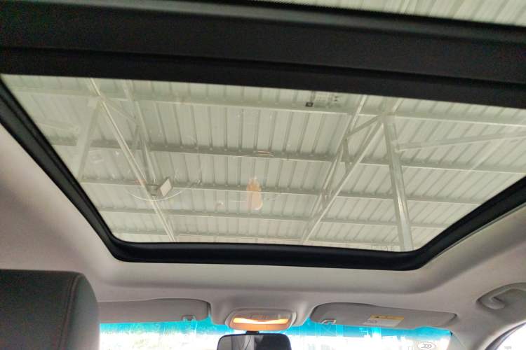 Used Chevrolet Orlando 2019 Redline 530T Automatic Enjoyment Version (5+2 Seating) China VI Headliner