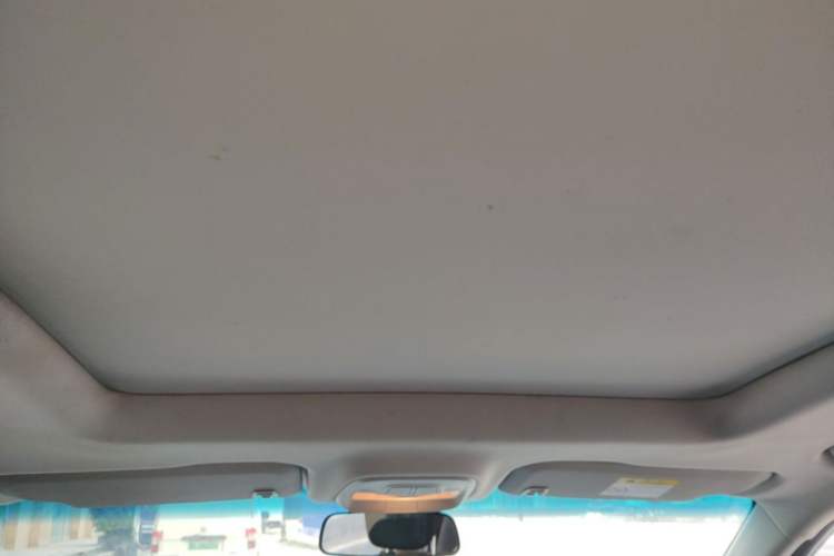 Used Chevrolet Orlando 2019 Redline 530T Automatic Enjoyment Version (5+2 Seating) China VI Headliner