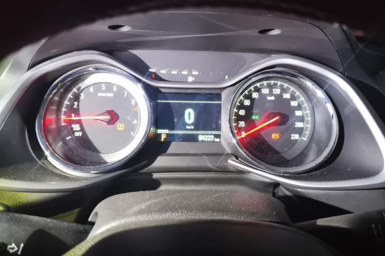 Used Chevrolet Orlando 2019 Redline 530T Automatic Enjoyment Version (5+2 Seating) China VI Instrument Cluster