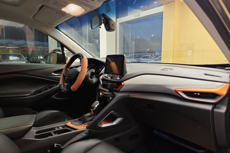 Used Chevrolet Orlando 2019 530T Automatic Luxury Edition (5+2 Seater) – China VI Standard Interior 1