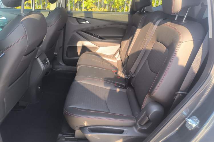 Used Chevrolet Orlando 2019 Redline 530T Automatic Enjoyment Version (5+2 Seating) China VI Interior 1