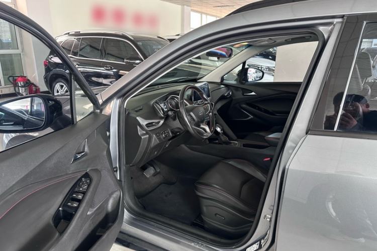 Used Chevrolet Orlando 2019 Redline 530T Automatic Enjoyment Version (5+2 Seating) China VI Interior 12