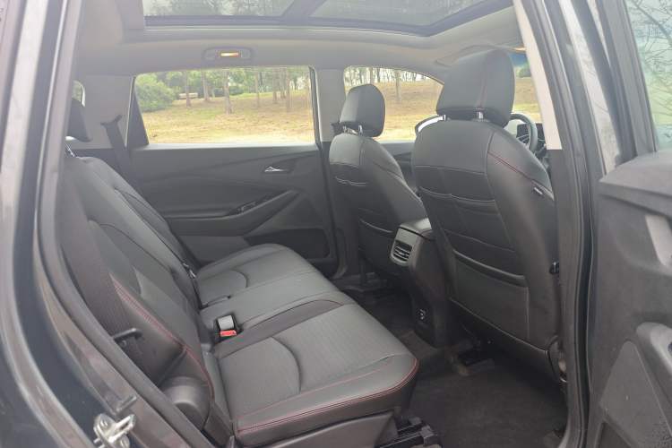 Used Chevrolet Orlando 2019 Redline 530T Automatic Enjoyment Version (5+2 Seating) China VI Interior 5