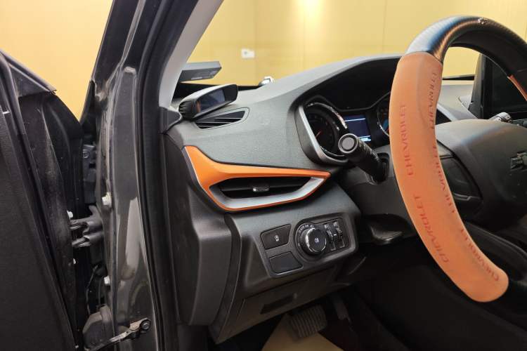 Used Chevrolet Orlando 2019 530T Automatic Luxury Edition (5+2 Seater) – China VI Standard Interior 8