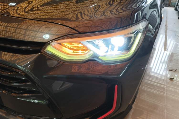 Used Chevrolet Orlando 2019 Redline 530T Automatic Enjoyment Version (5+2 Seating) China VI Left Front Headlight