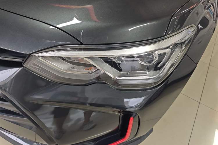 Used Chevrolet Orlando 2019 Redline 530T Automatic Enjoyment Version (5+2 Seating) China VI Left Front Headlight