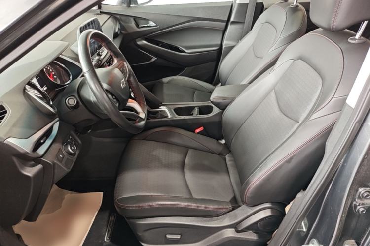 Used Chevrolet Orlando 2019 Redline 530T Automatic Enjoyment Version (5+2 Seating) China VI Left Front Seat