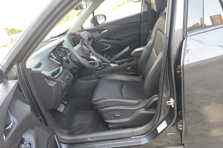 Used Chevrolet Orlando 2019 Redline 530T Automatic Enjoyment Version (5+2 Seating) China VI Left Front Seat
