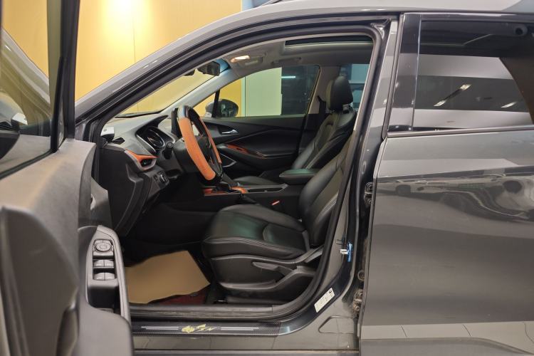 Used Chevrolet Orlando 2019 530T Automatic Luxury Edition (5+2 Seater) – China VI Standard Left Front Seat