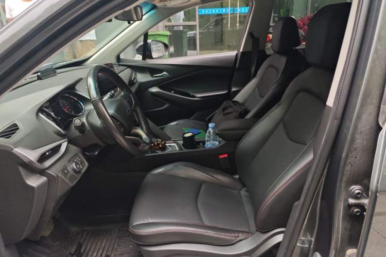 Used Chevrolet Orlando 2019 Redline 530T Automatic Enjoyment Version (5+2 Seating) China VI Left Front Seat