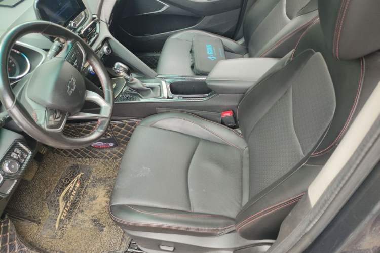 Used Chevrolet Orlando 2019 Redline 530T Automatic Enjoyment Version (5+2 Seating) China VI Left Front Seat