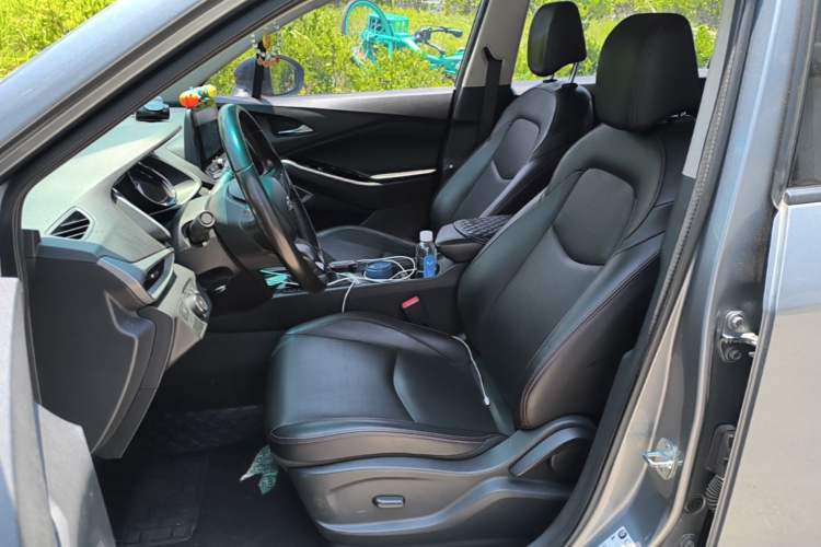 Used Chevrolet Orlando 2019 Redline 530T Automatic Enjoyment Version (5+2 Seating) China VI Left Front Seat