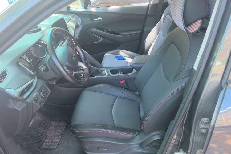 Used Chevrolet Orlando 2019 Redline 530T Automatic Enjoyment Version (5+2 Seating) China VI Left Front Seat