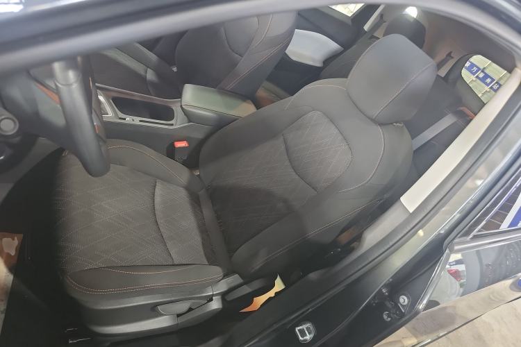 Used Chevrolet Orlando 2019 530T Automatic Luxury Edition (5+2 Seater) – China VI Standard Left Front Seat