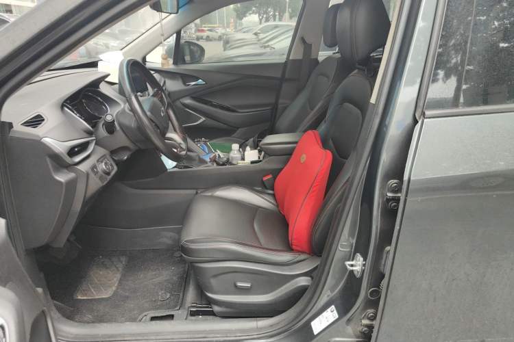 Used Chevrolet Orlando 2019 Redline 530T Automatic Enjoyment Version (5+2 Seating) China VI Left Front Seat