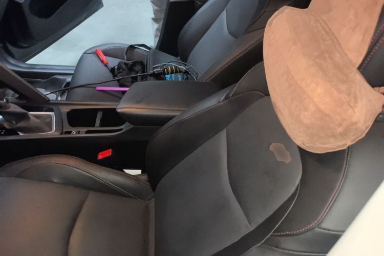 Used Chevrolet Orlando 2019 Redline 530T Automatic Enjoyment Version (5+2 Seating) China VI Left Front Seat
