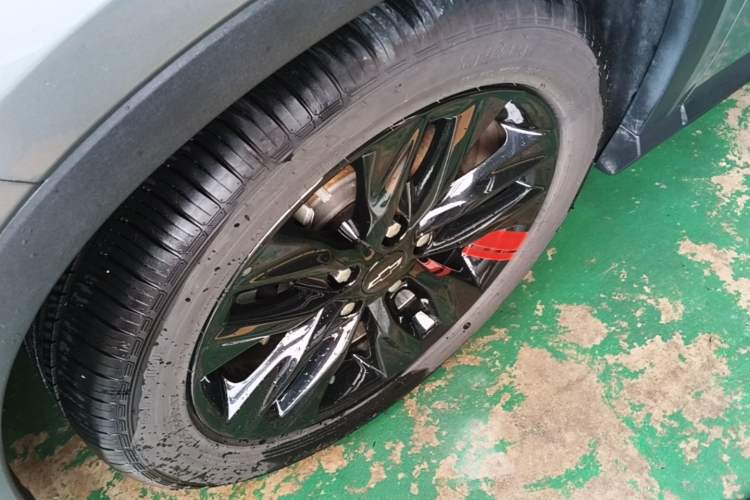 Used Chevrolet Orlando 2019 Redline 530T Automatic Enjoyment Version (5+2 Seating) China VI Left Front Wheel Hub