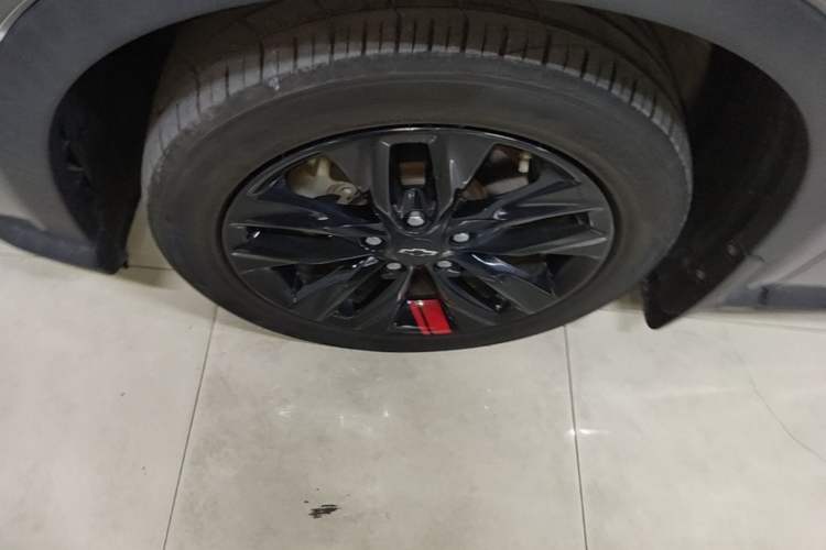 Used Chevrolet Orlando 2019 Redline 530T Automatic Enjoyment Version (5+2 Seating) China VI Left Front Wheel Hub