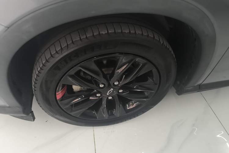 Used Chevrolet Orlando 2019 Redline 530T Automatic Enjoyment Version (5+2 Seating) China VI Left Front Wheel Hub