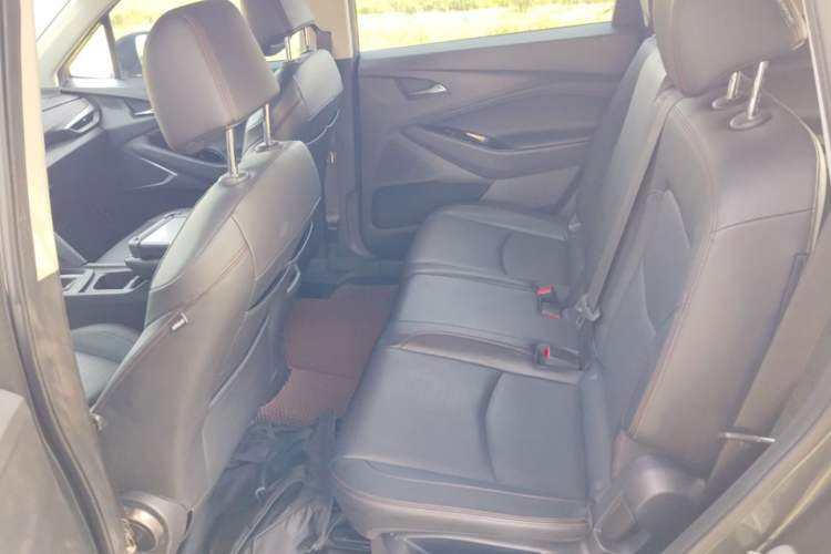 Used Chevrolet Orlando 2019 Redline 530T Automatic Enjoyment Version (5+2 Seating) China VI Left Rear Seat