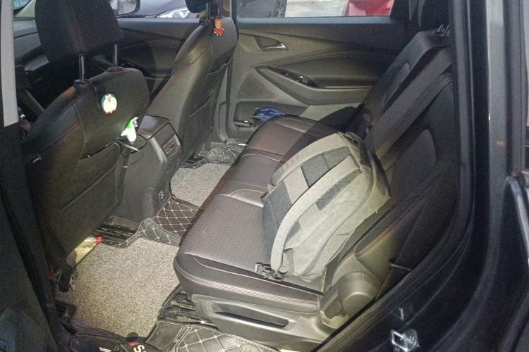 Used Chevrolet Orlando 2019 Redline 530T Automatic Enjoyment Version (5+2 Seating) China VI Left Rear Seat
