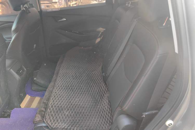 Used Chevrolet Orlando 2019 Redline 530T Automatic Enjoyment Version (5+2 Seating) China VI Left Rear Seat