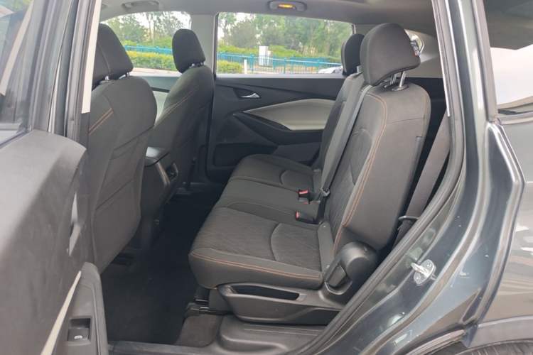 Used Chevrolet Orlando 2019 530T Automatic Luxury Edition (5+2 Seater) – China VI Standard Left Rear Seat