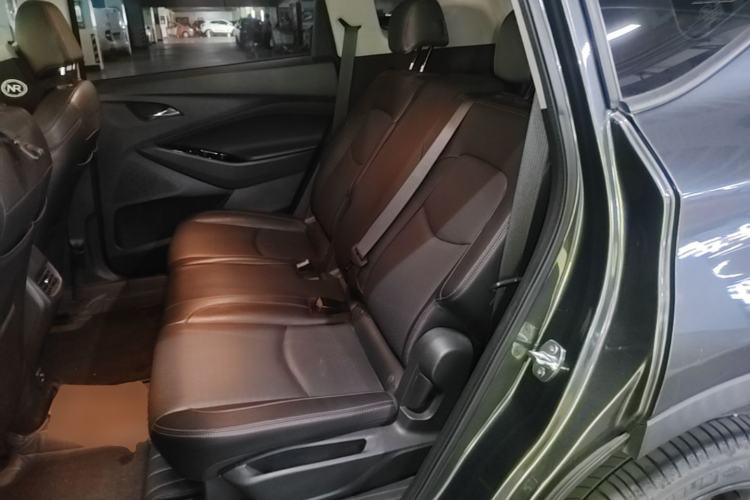 Used Chevrolet Orlando 2019 Redline 530T Automatic Enjoyment Version (5+2 Seating) China VI Left Rear Seat