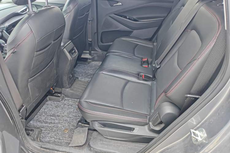 Used Chevrolet Orlando 2019 Redline 530T Automatic Luxury Edition (5-seat model) – China VI Standard Left Rear Seat