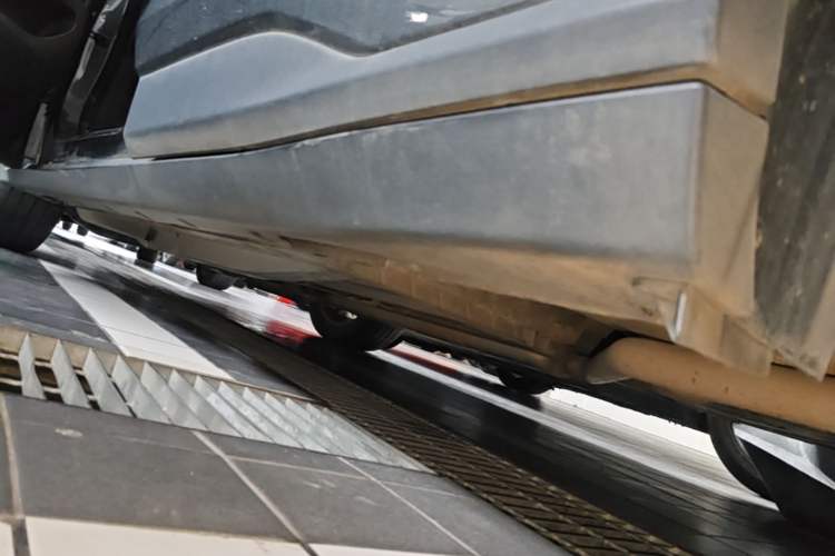 Used Chevrolet Orlando 2019 530T Automatic Luxury Edition (5+2 Seater) – China VI Standard Left Side Sill