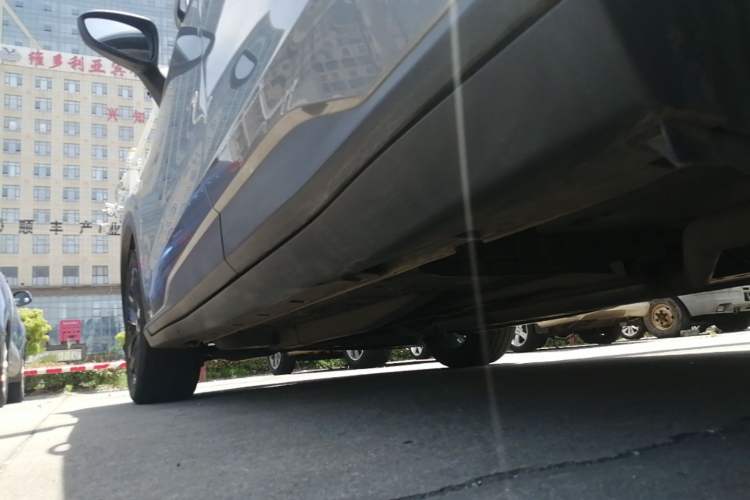 Used Chevrolet Orlando 2019 Redline 530T Automatic Enjoyment Version (5+2 Seating) China VI Left Side Sill