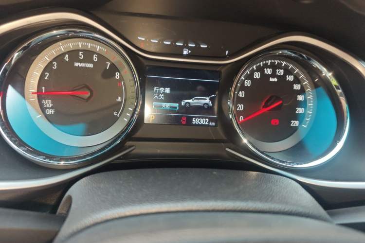 Used Chevrolet Orlando 2019 Redline 530T Automatic Enjoyment Version (5+2 Seating) China VI Odometer Close Up