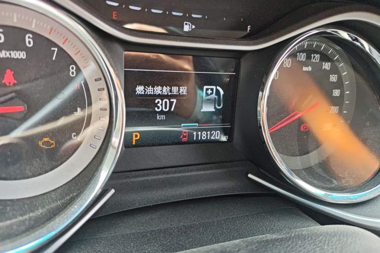 Used Chevrolet Orlando 2019 Redline 530T Automatic Enjoyment Version (5+2 Seating) China VI Odometer Close Up