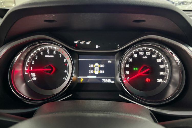 Used Chevrolet Orlando 2019 Redline 530T Automatic Luxury Edition (5-seat model) – China VI Standard Odometer Close Up