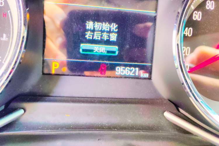 Used Chevrolet Orlando 2019 Redline 530T Automatic Enjoyment Version (5+2 Seating) China VI Odometer Close Up