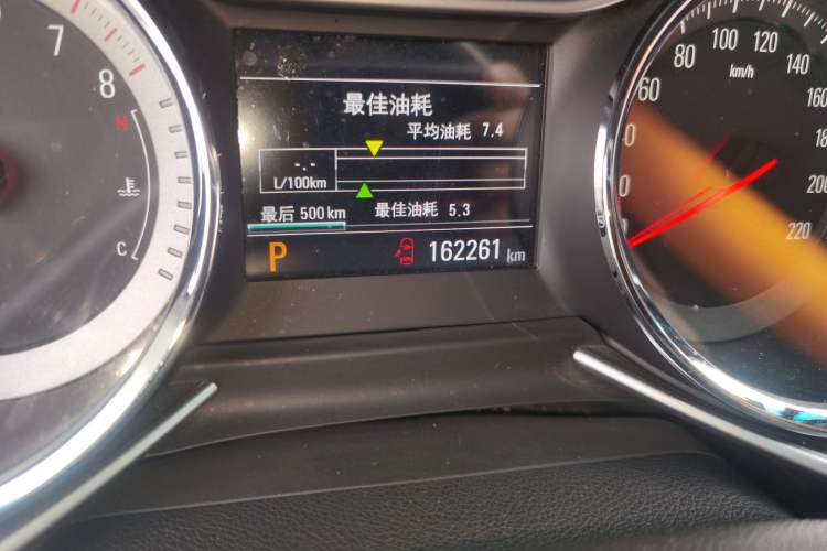 Used Chevrolet Orlando 2019 Redline 530T Automatic Enjoyment Version (5+2 Seating) China VI Odometer Close Up