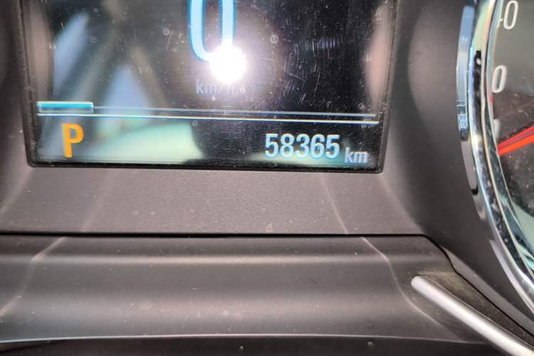 Used Chevrolet Orlando 2019 Redline 530T Automatic Enjoyment Version (5+2 Seating) China VI Odometer Close Up