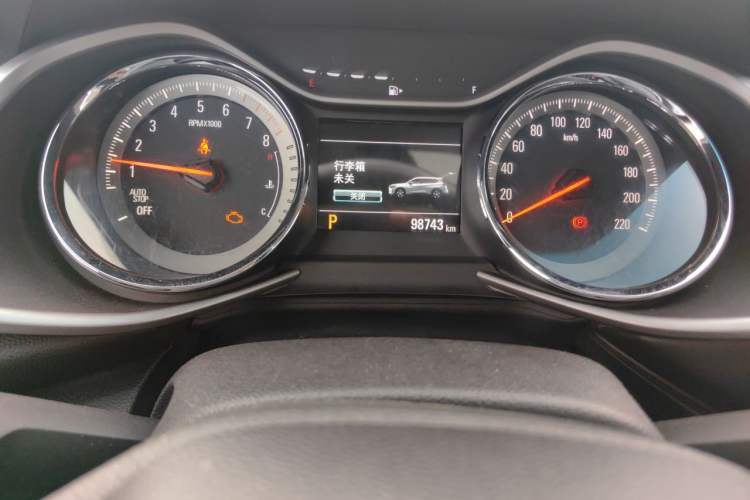 Used Chevrolet Orlando 2019 Redline 530T Automatic Luxury Edition (5-seat model) – China VI Standard Odometer Close Up