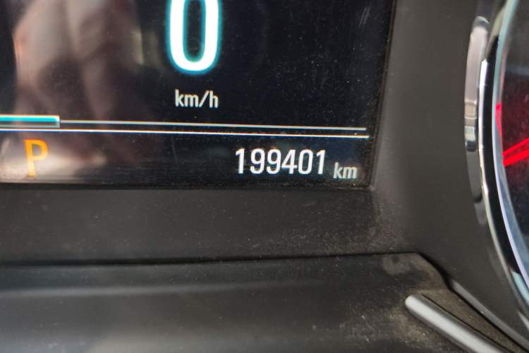 Used Chevrolet Orlando 2019 Redline 530T Automatic Enjoyment Version (5+2 Seating) China VI Odometer Close Up
