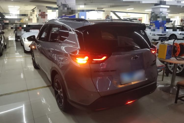 Used Chevrolet Orlando 2019 Redline 530T Automatic Enjoyment Version (5+2 Seating) China VI Rear Left 45 Deg