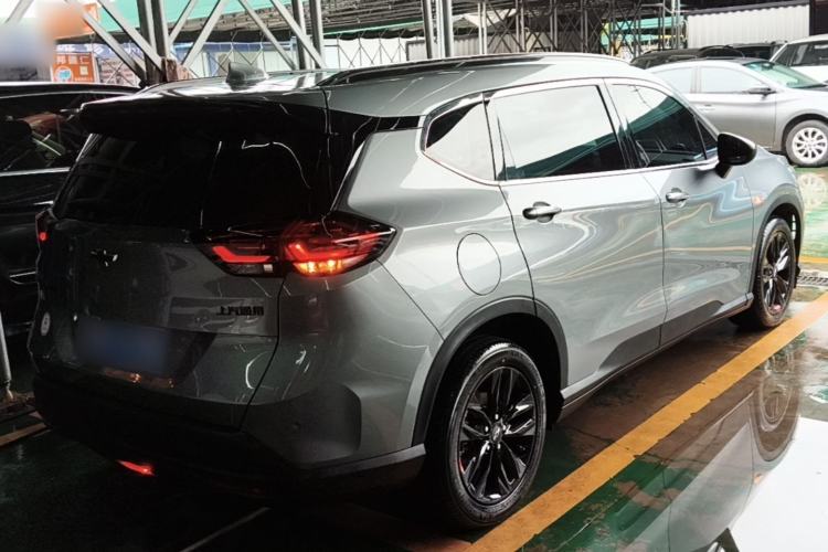 Used Chevrolet Orlando 2019 Redline 530T Automatic Enjoyment Version (5+2 Seating) China VI Rear Right 45 Deg