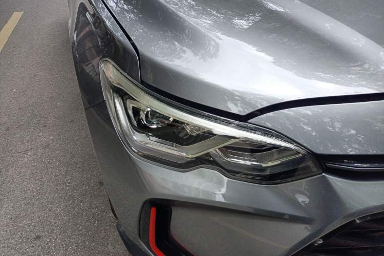 Used Chevrolet Orlando 2019 Redline 530T Automatic Enjoyment Version (5+2 Seating) China VI Right Front Headlight