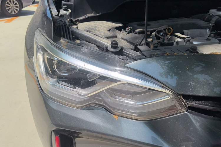Used Chevrolet Orlando 2019 Redline 530T Automatic Enjoyment Version (5+2 Seating) China VI Right Front Headlight