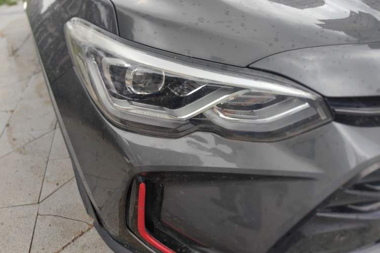 Used Chevrolet Orlando 2019 Redline 530T Automatic Luxury Edition (5-seat model) – China VI Standard Right Front Headlight