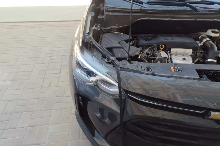 Used Chevrolet Orlando 2019 530T Automatic Luxury Edition (5+2 Seater) – China VI Standard Right Front Headlight