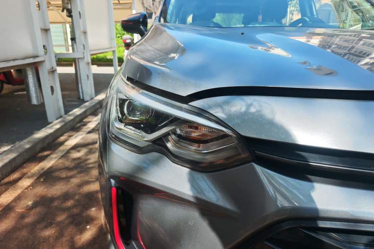 Used Chevrolet Orlando 2019 Redline 530T Automatic Enjoyment Version (5+2 Seating) China VI Right Front Headlight